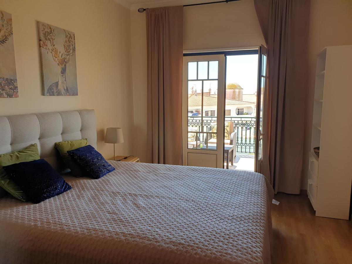 Oura Beach T1 Apartment Coral , Close To The Strip, Swimming Pool, Wi Fi, A/C Albufeira Bagian luar foto
